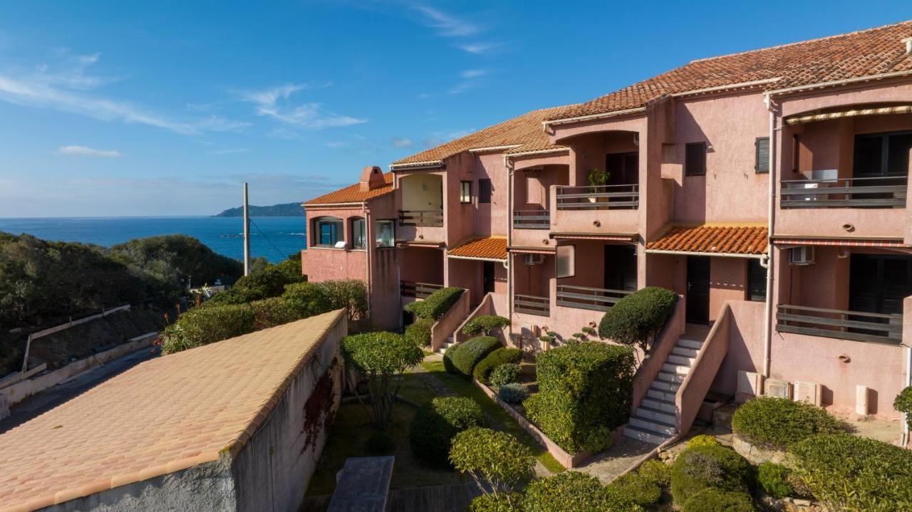 La Punta Geronimi Apartment Порто Поло Екстериор снимка